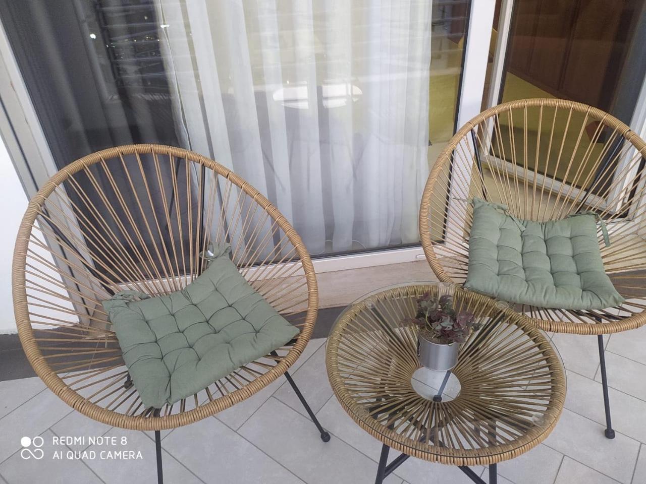 Luxury Condo In Tirana Exteriör bild
